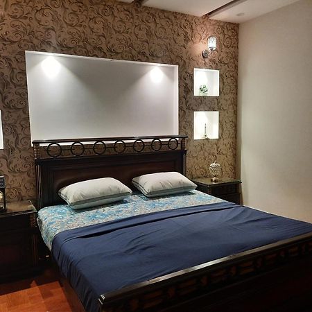 3 Bedroom Furnished Holiday Home Near Valencia Town, Lake City & Ring Road Lahore Eksteriør bilde