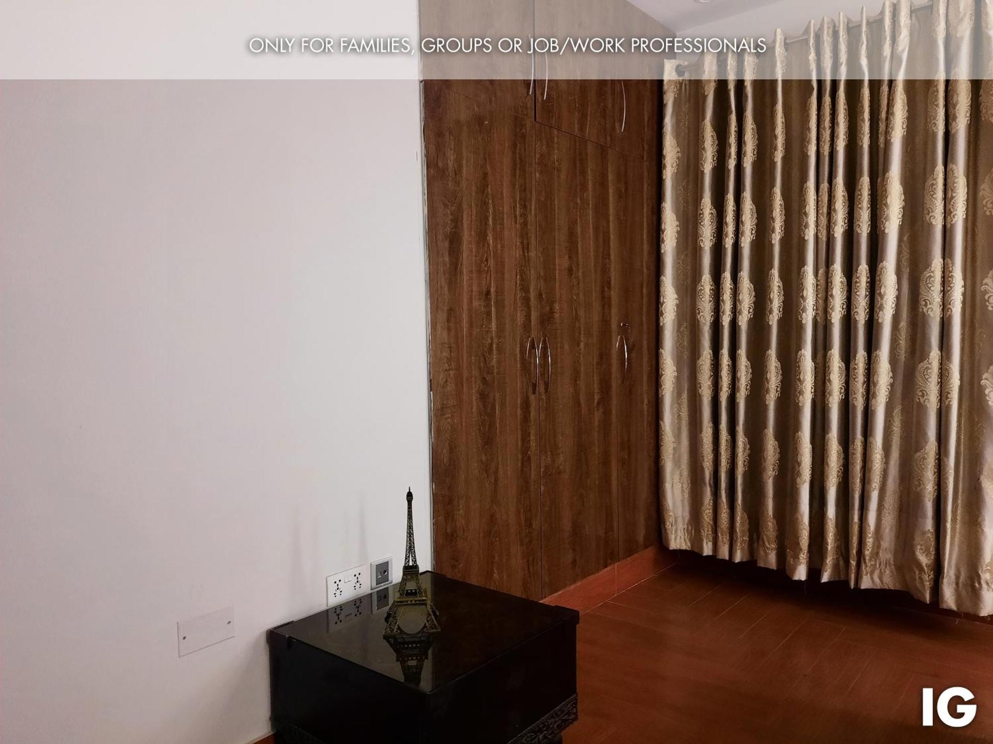 3 Bedroom Furnished Holiday Home Near Valencia Town, Lake City & Ring Road Lahore Eksteriør bilde